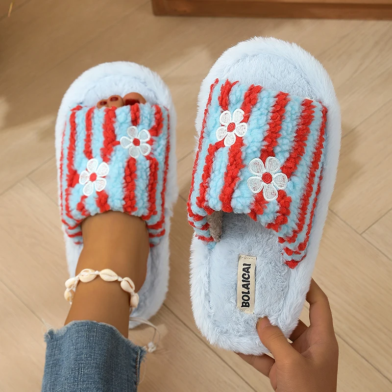 Çiçek Nakışlı Çizgili Peluş Te - Embroidery Embellishments incelemesi ve fiyatı